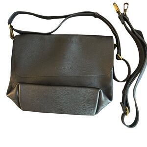 Chic Black Leather Crossbody Bag